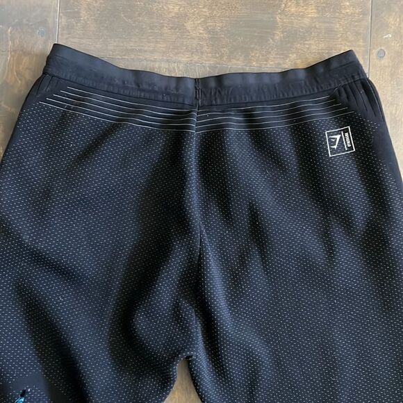 Gymshark Black Jogger sweats Womens Sz-Large - Picture 9 of 15